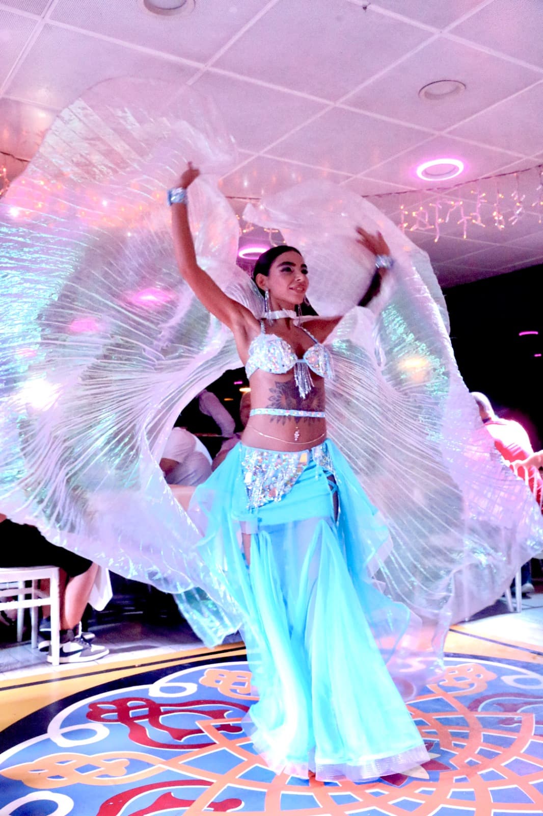Bosphorus dinner cruise with Turkish-night show — MerrySails