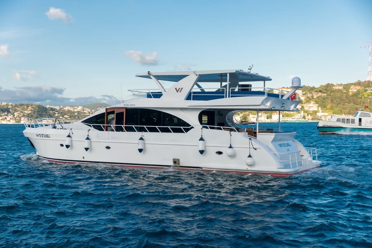 Yacht Charter Istanbul